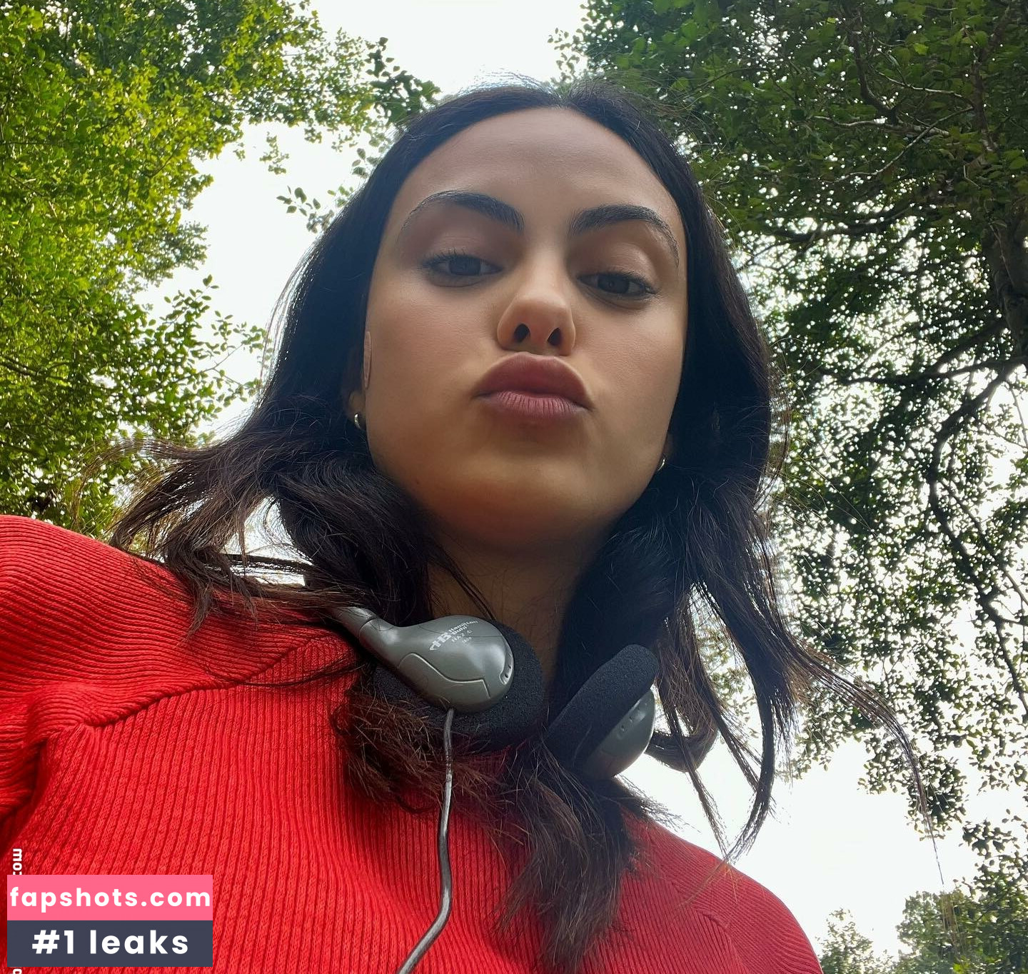 Camila Mendes gallery photo #275