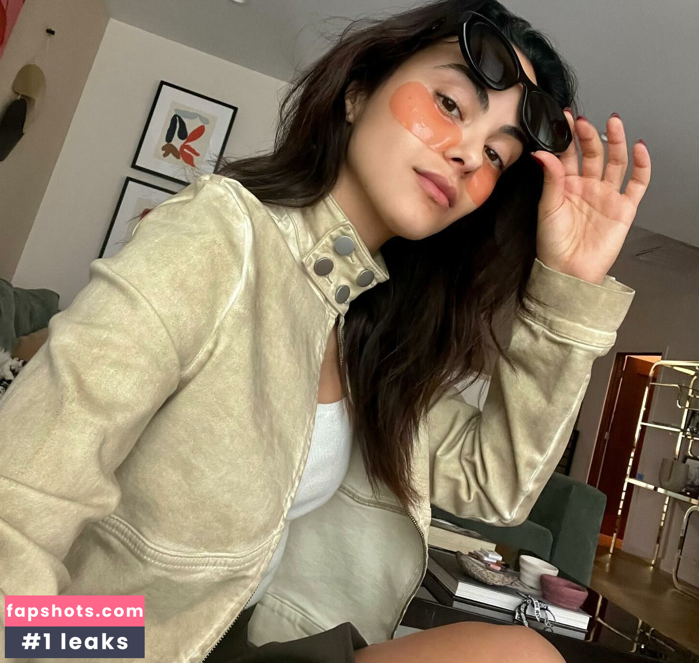 Camila Mendes gallery photo #277