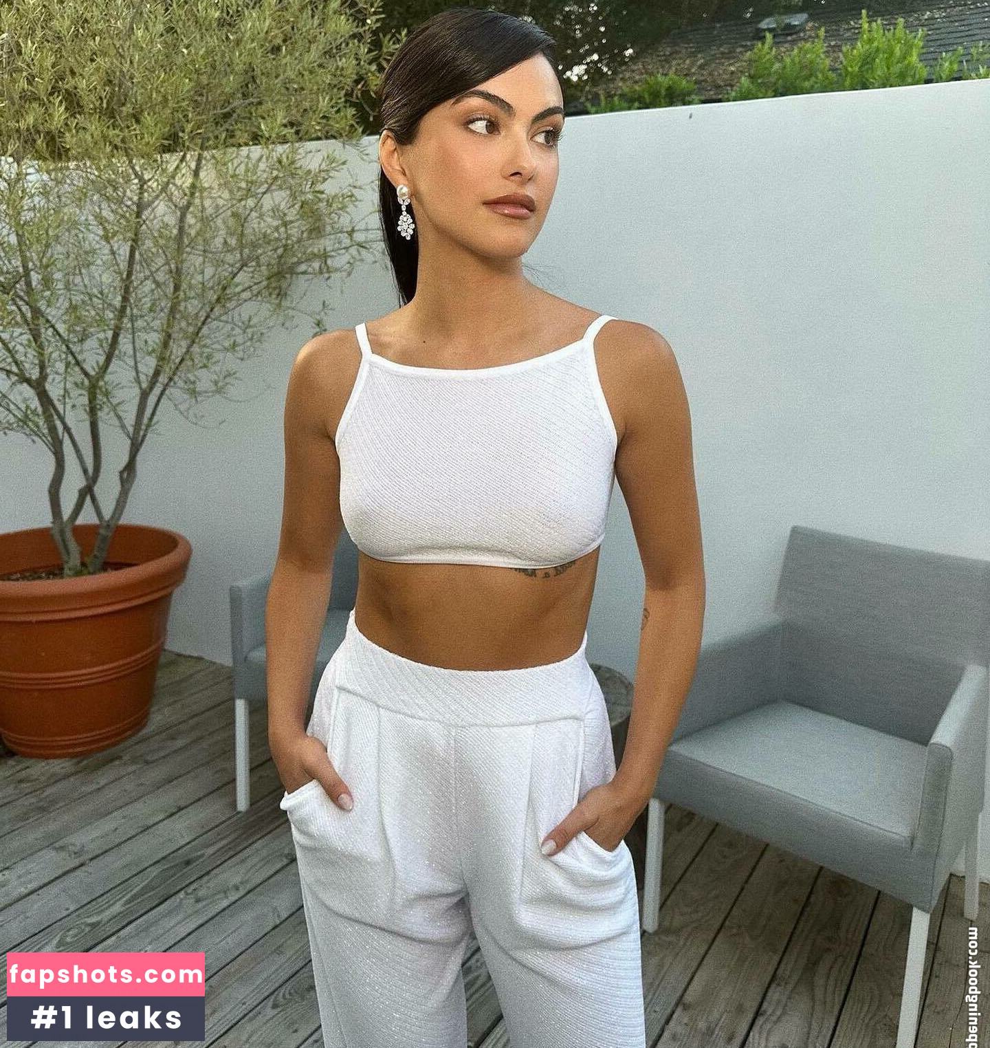Camila Mendes gallery photo #306