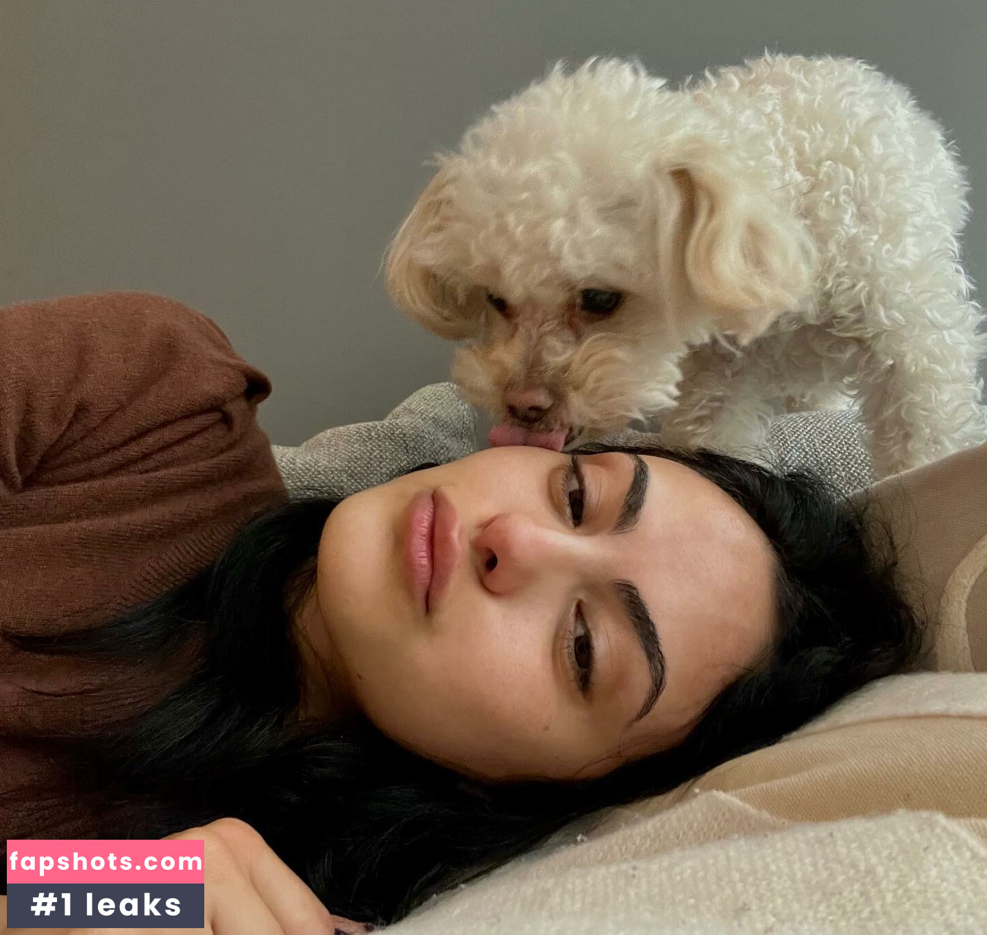 Camila Mendes gallery photo #351