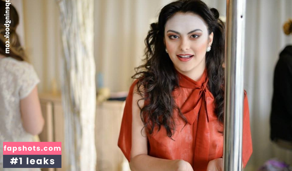 Camila Mendes gallery photo #410