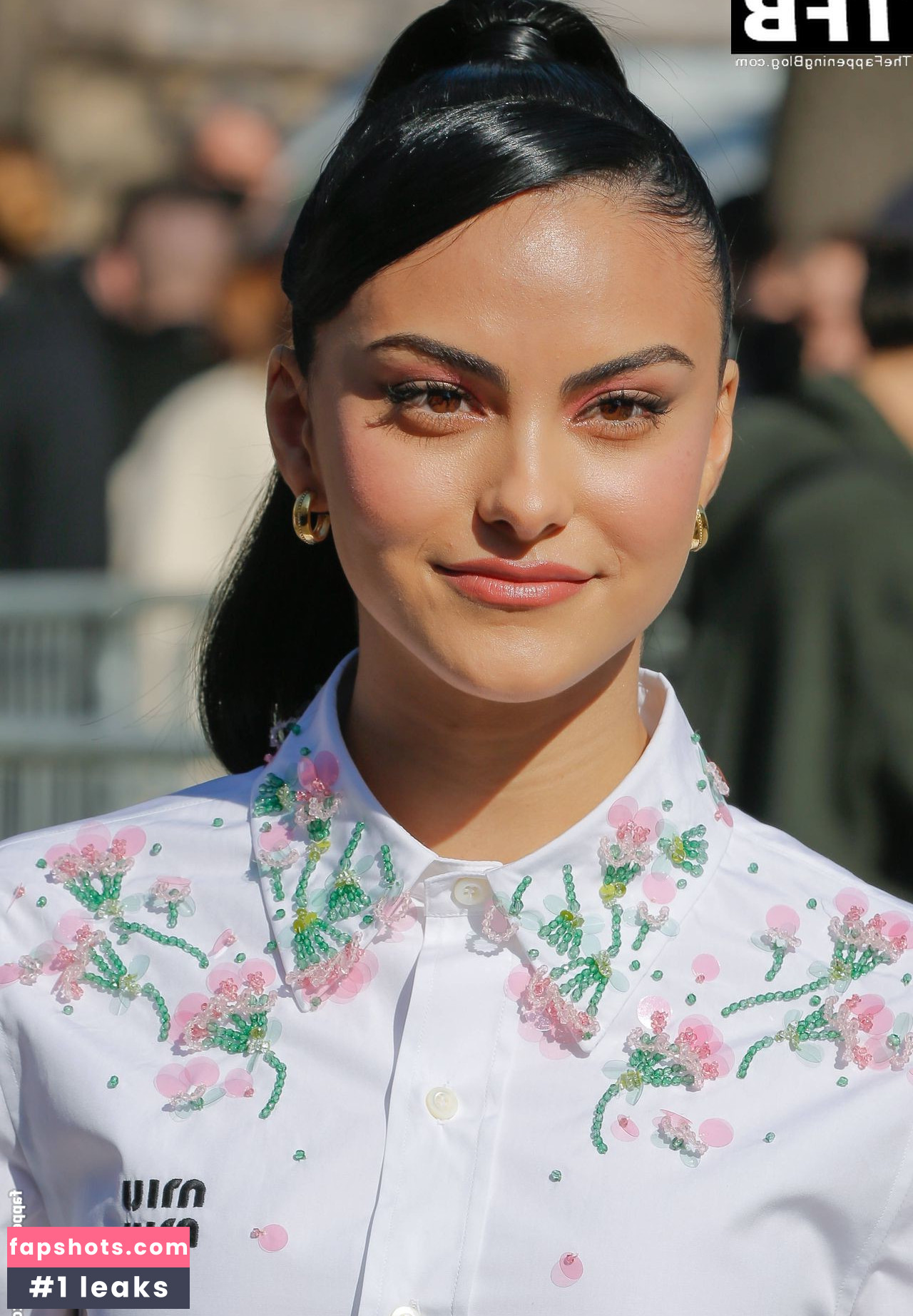 Camila Mendes gallery photo #433