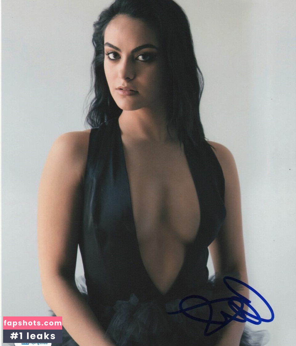 Camila Mendes gallery photo #46