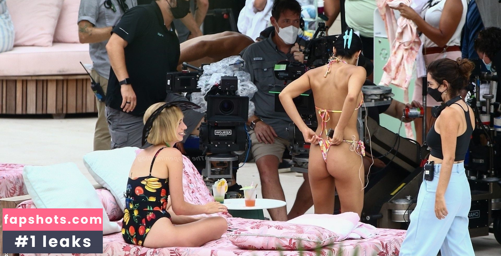 Camila Mendes gallery photo #522