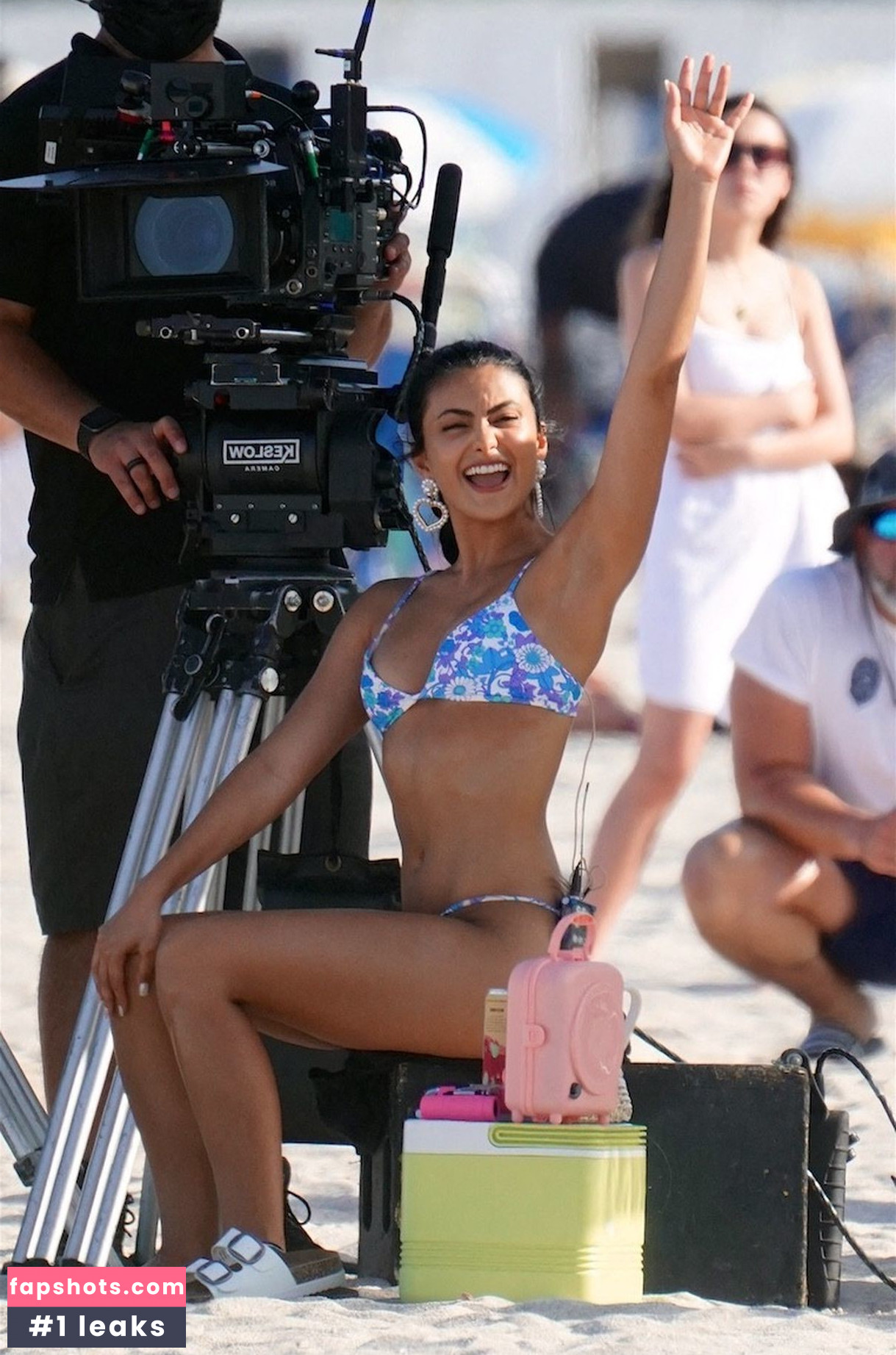 Camila Mendes gallery photo #556