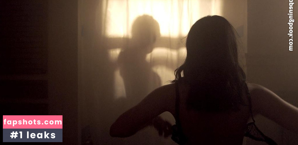 Camila Mendes gallery photo #568