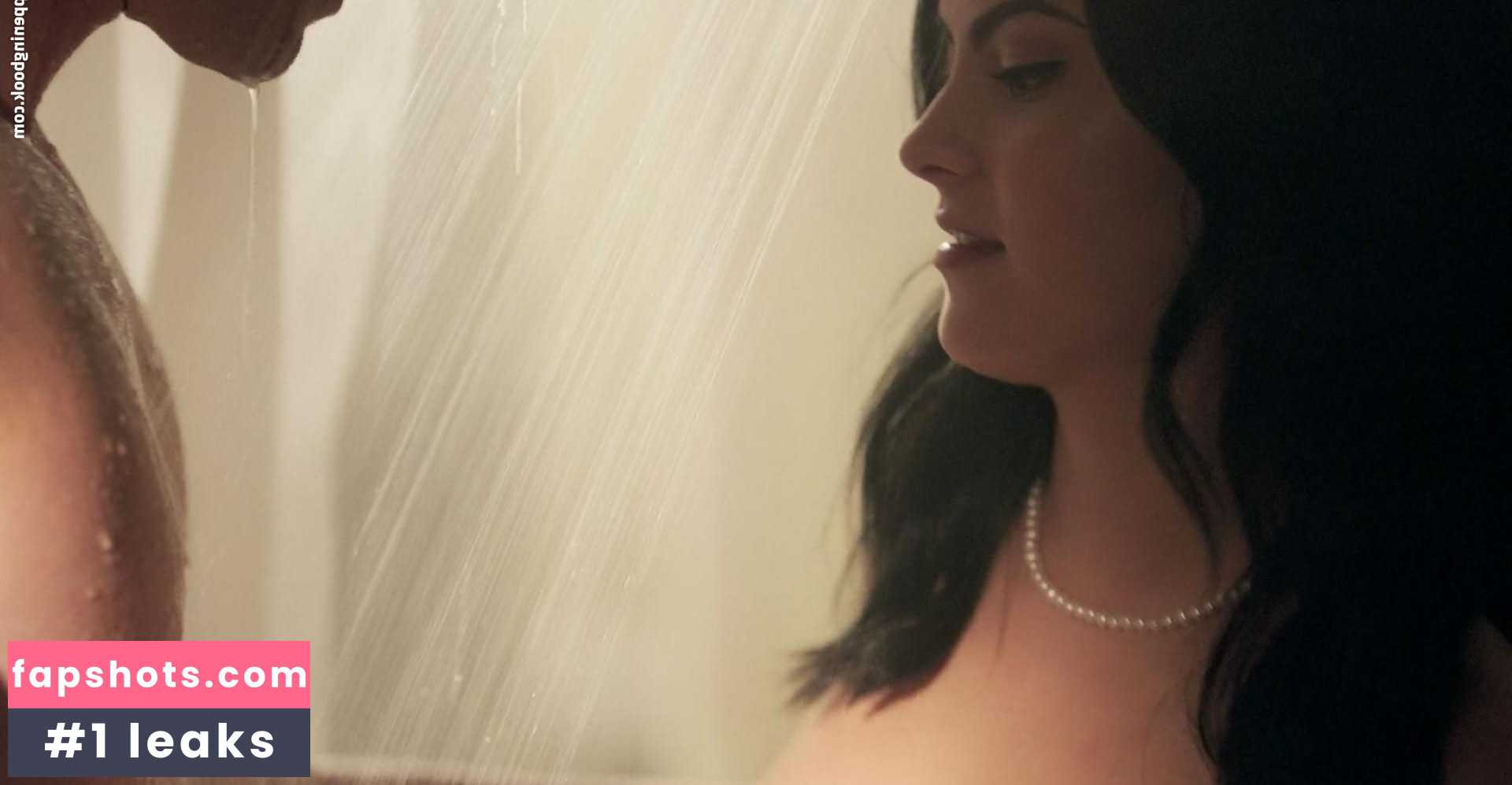 Camila Mendes gallery photo #585