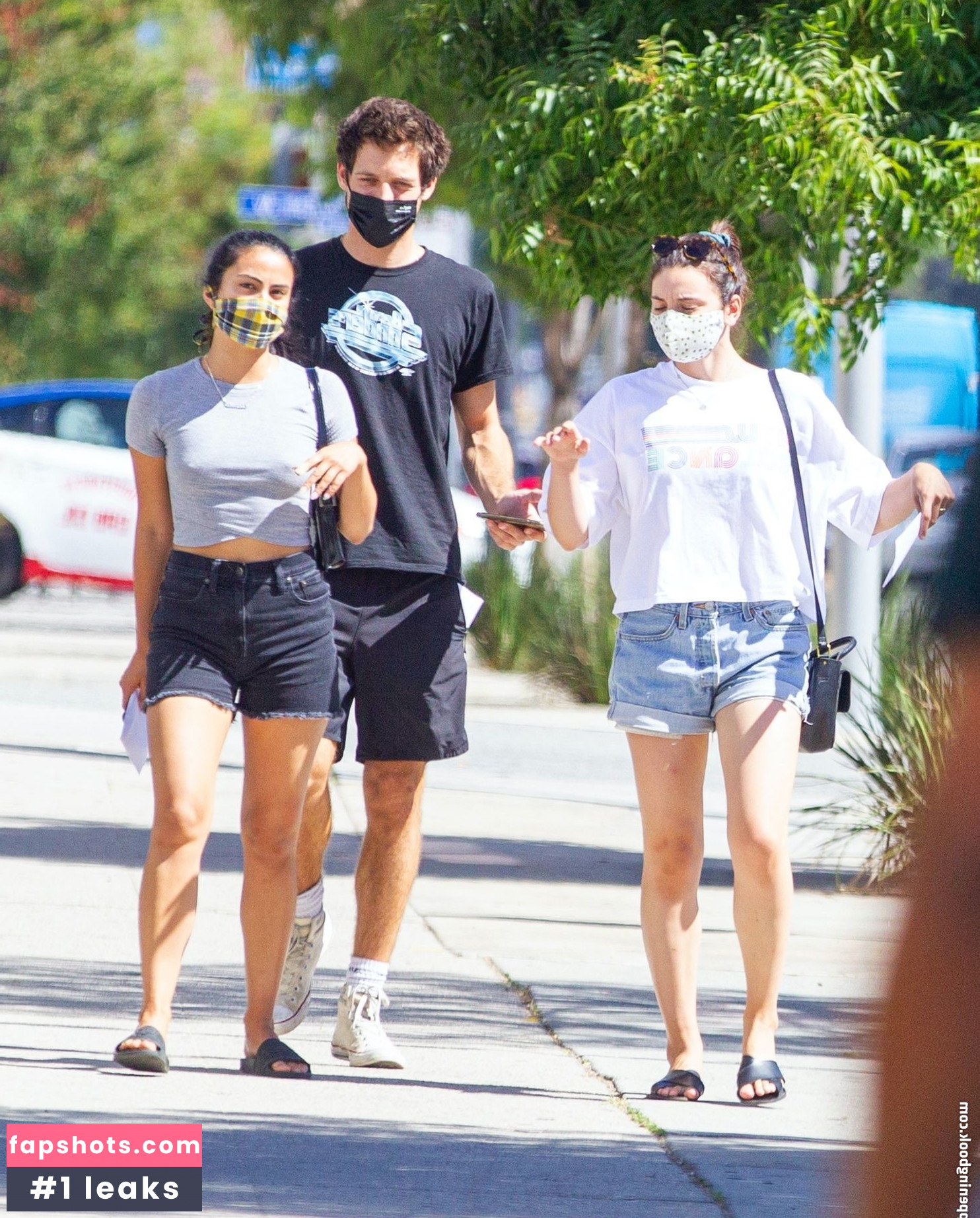 Camila Mendes gallery photo #618