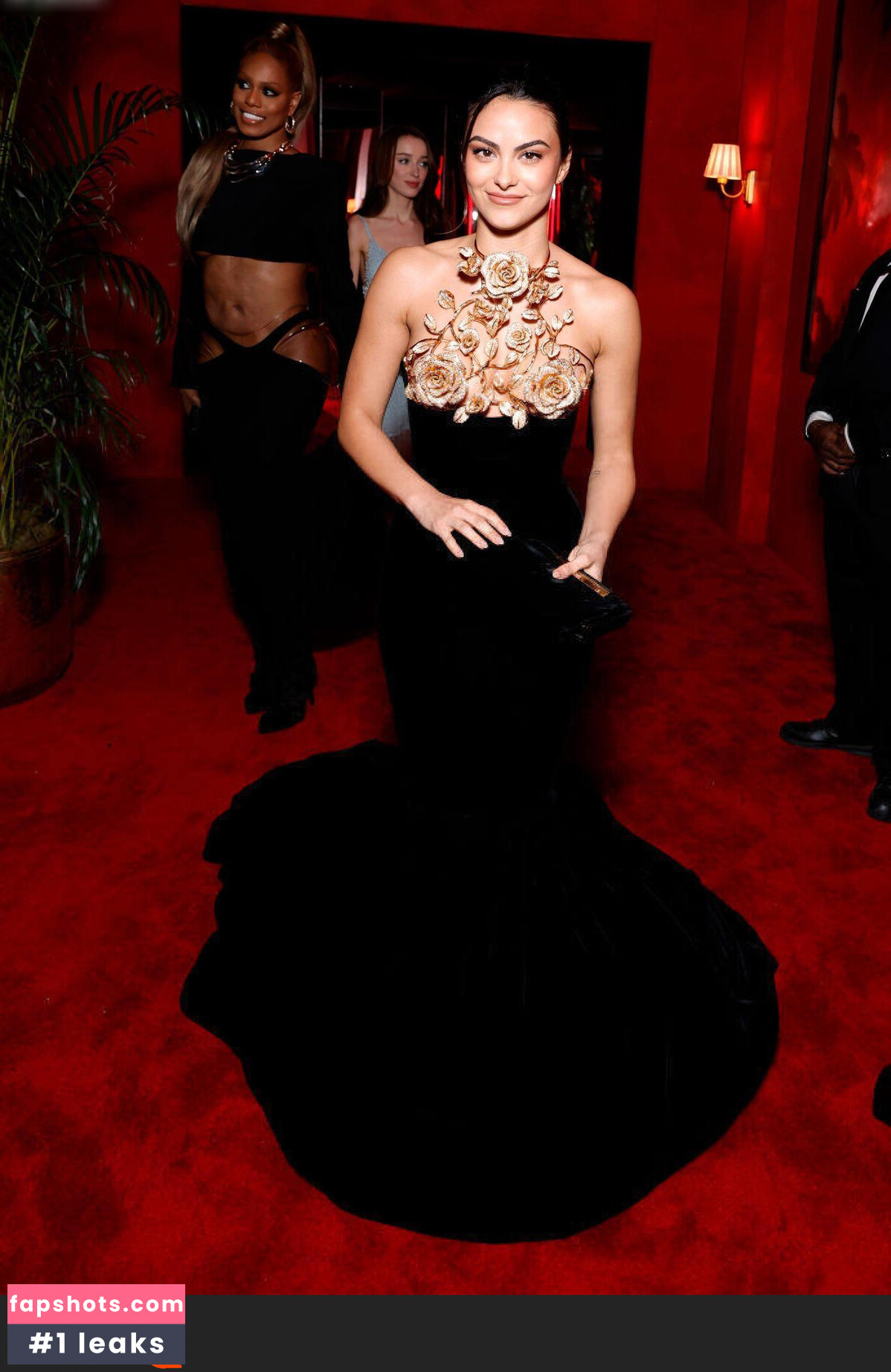 Camila Mendes gallery photo #95