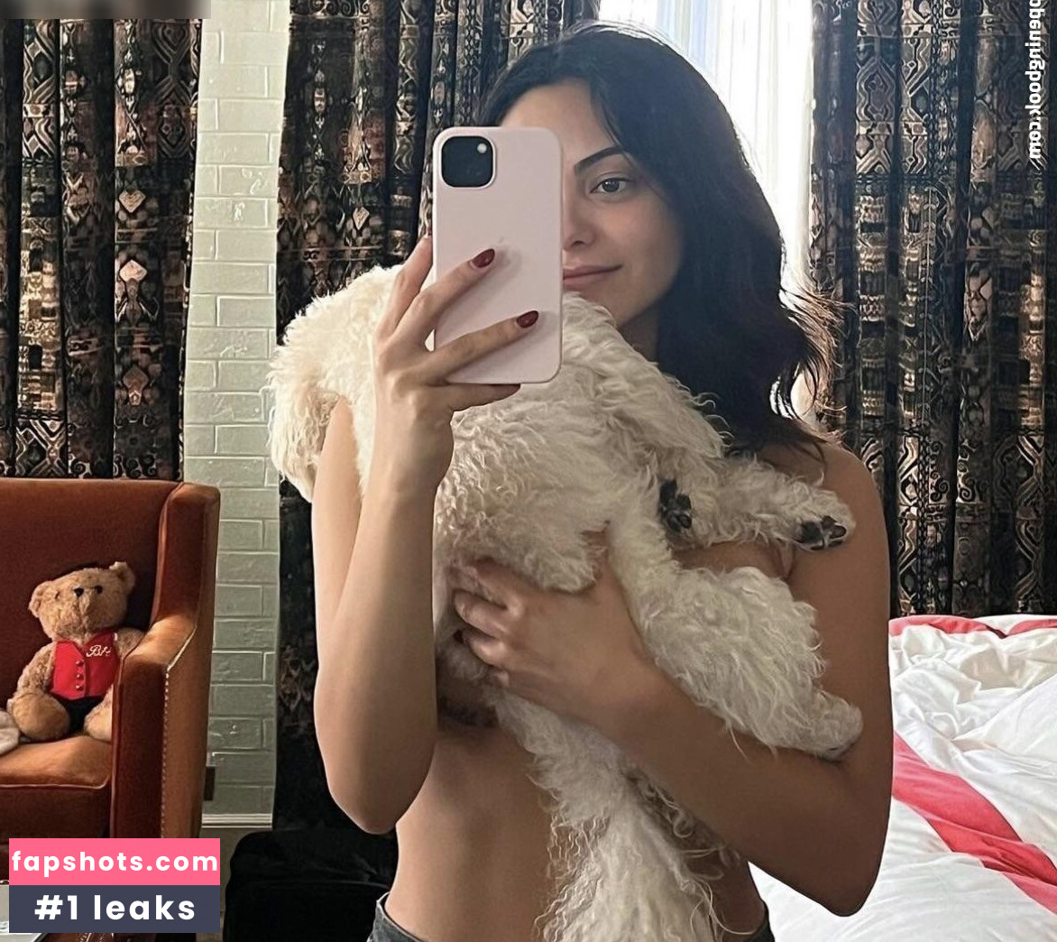 Camila Mendes gallery photo #100