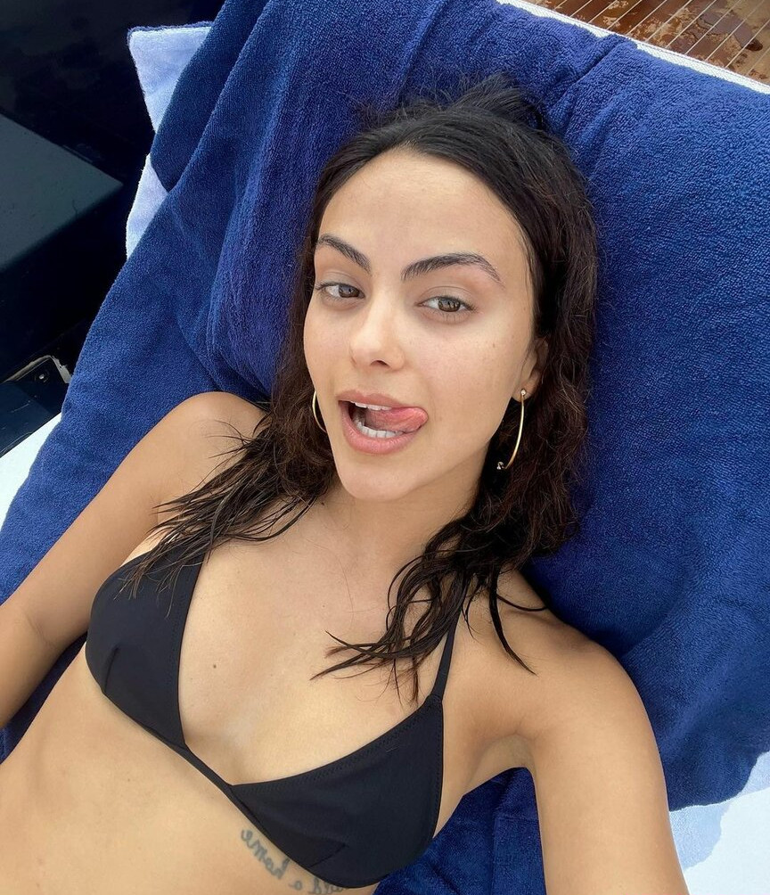 camila-mendes Nude Leaks OnlyFans - Fapshots