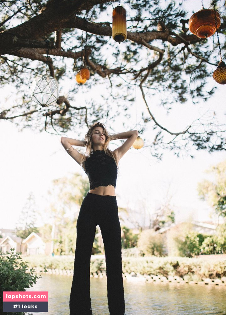 Camila Morrone Nahé úniky fotek pouze od fanoušků #387 - Fapshots