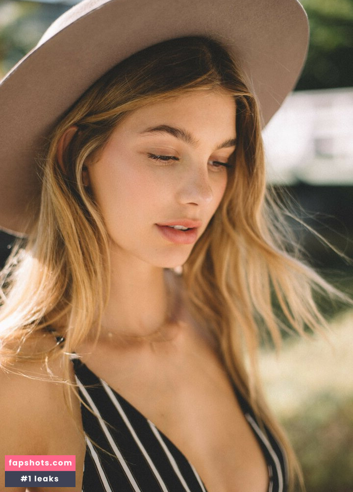 Camila Morrone Nahé úniky fotek pouze od fanoušků #460 - Fapshots