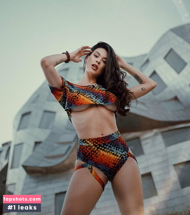 Camila Oliveira RING GIRL UFC gallery photo #61