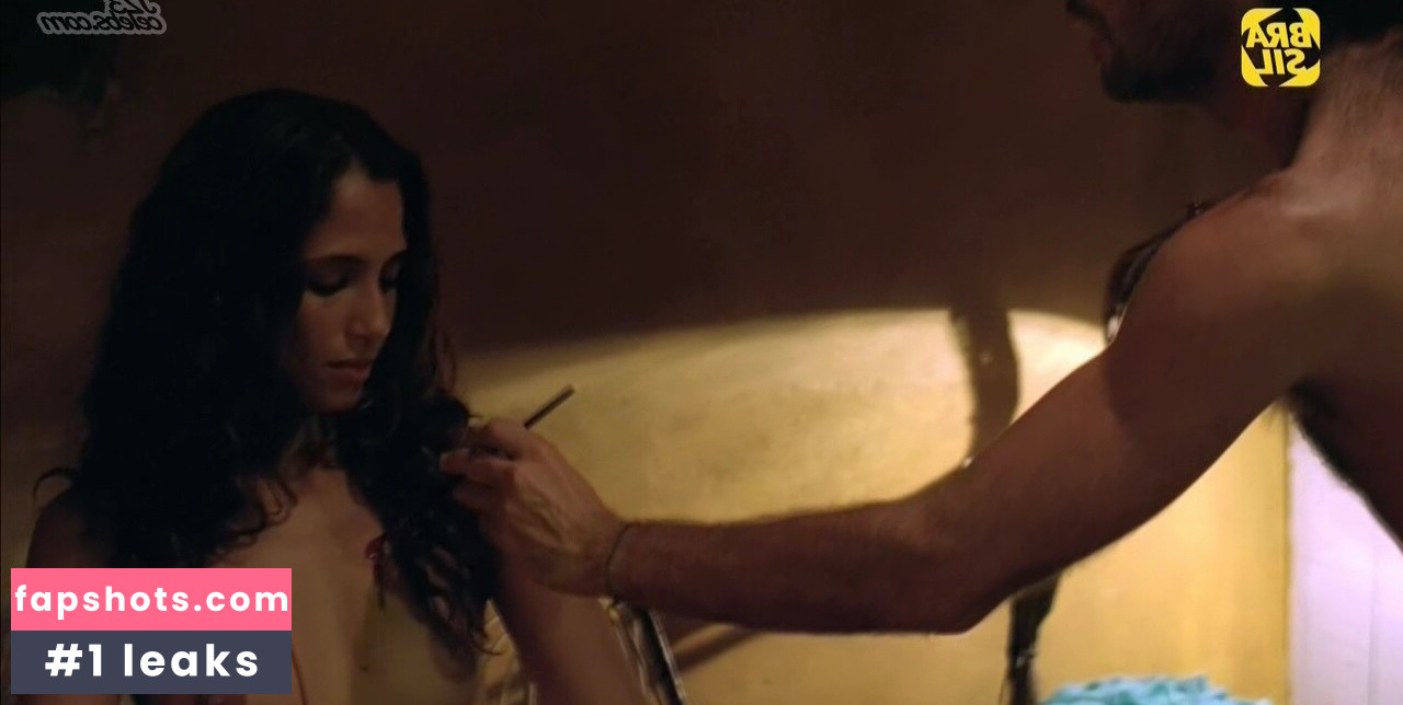 Camila Pitanga gallery photo #13