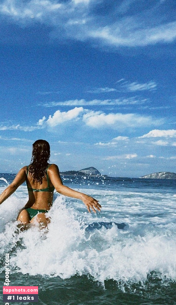 Camila Pitanga gallery photo #26