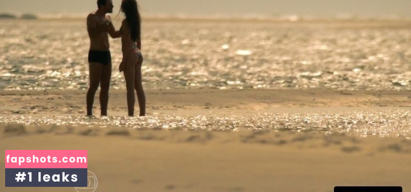 Camila Queiroz nude babe gallery