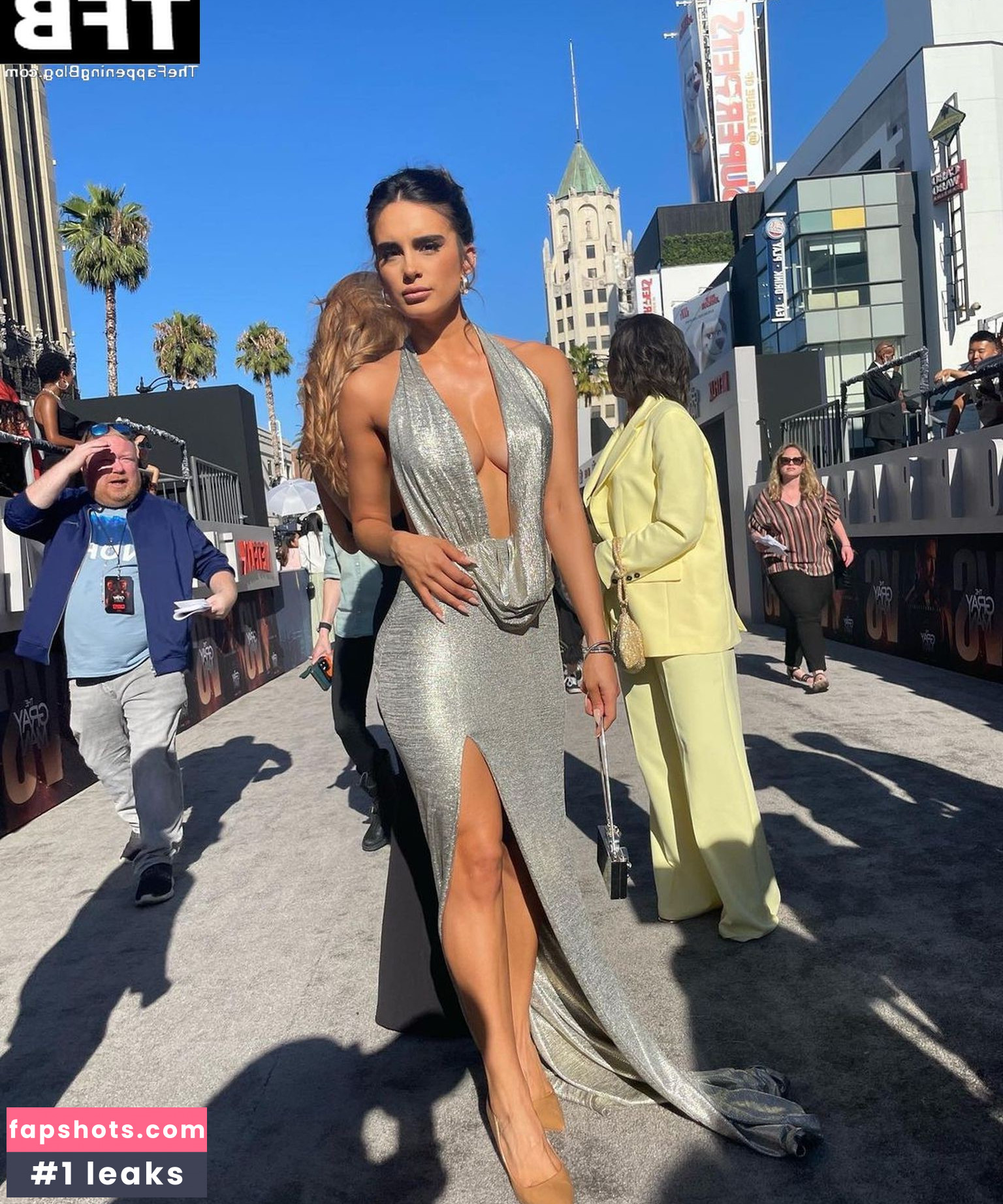 Camila Sepulveda gallery photo #12