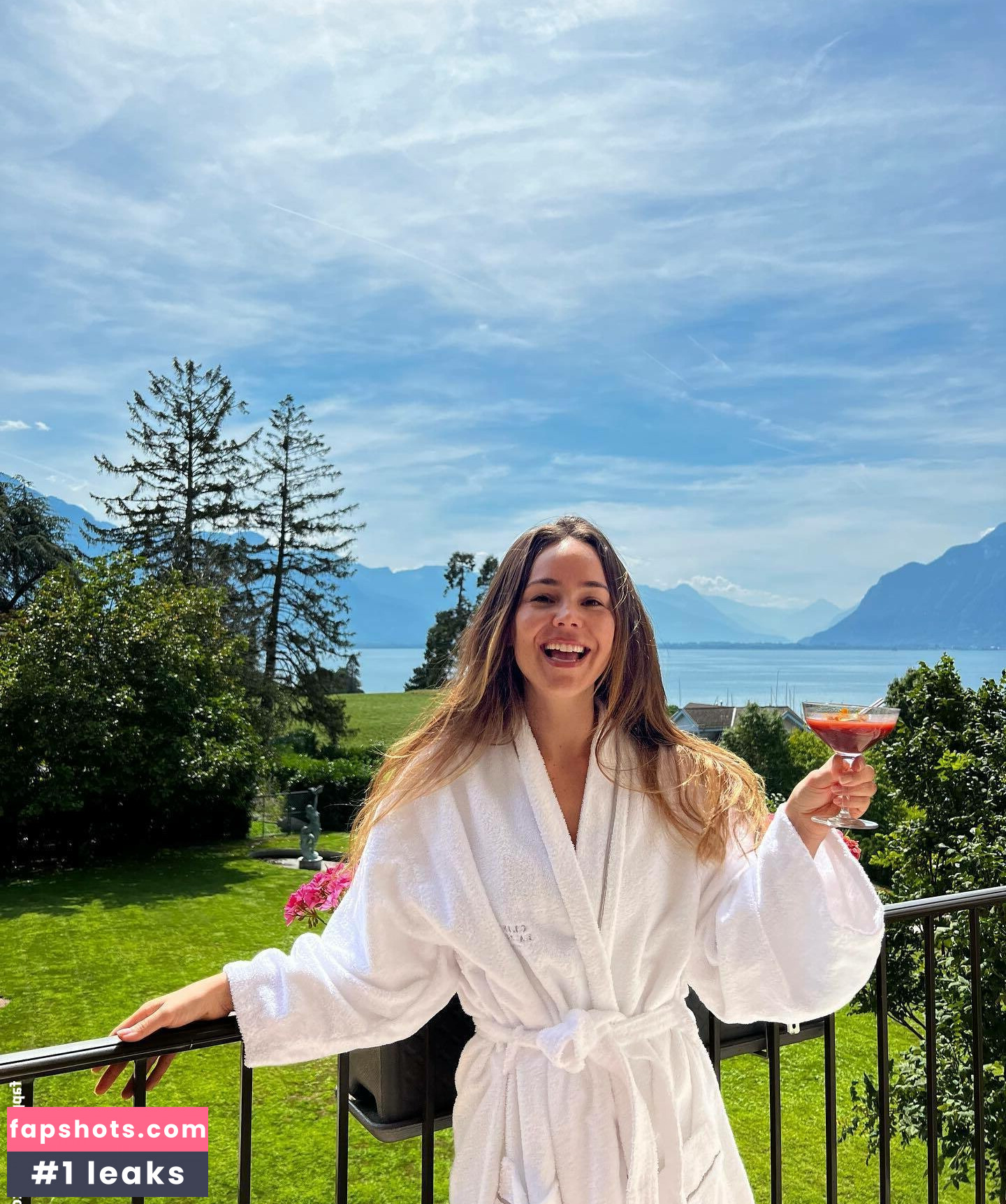 Camila Sodi gallery photo #12