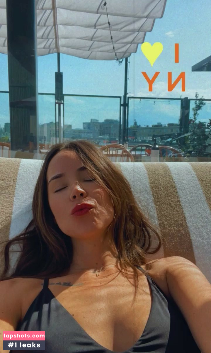 Camila Sodi gallery photo #21