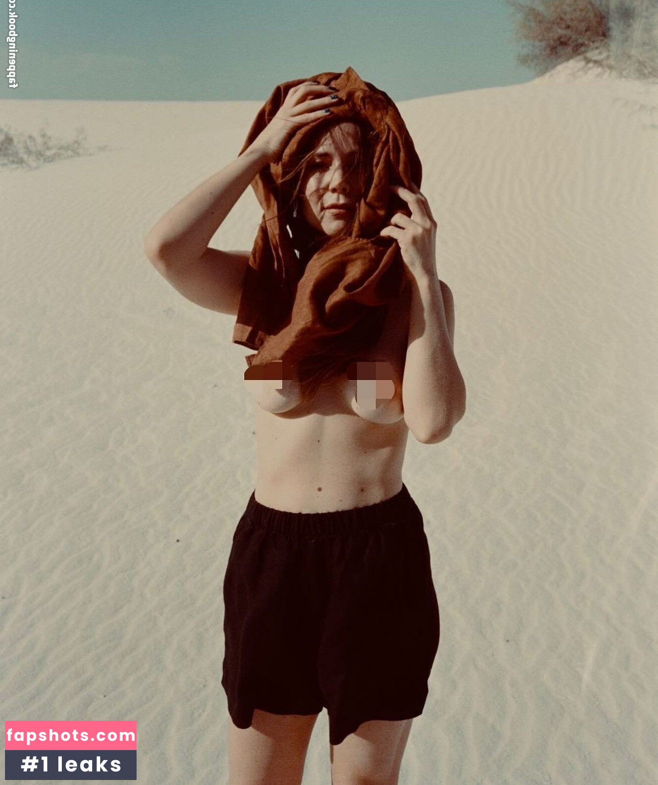 Camila Sodi gallery photo #24