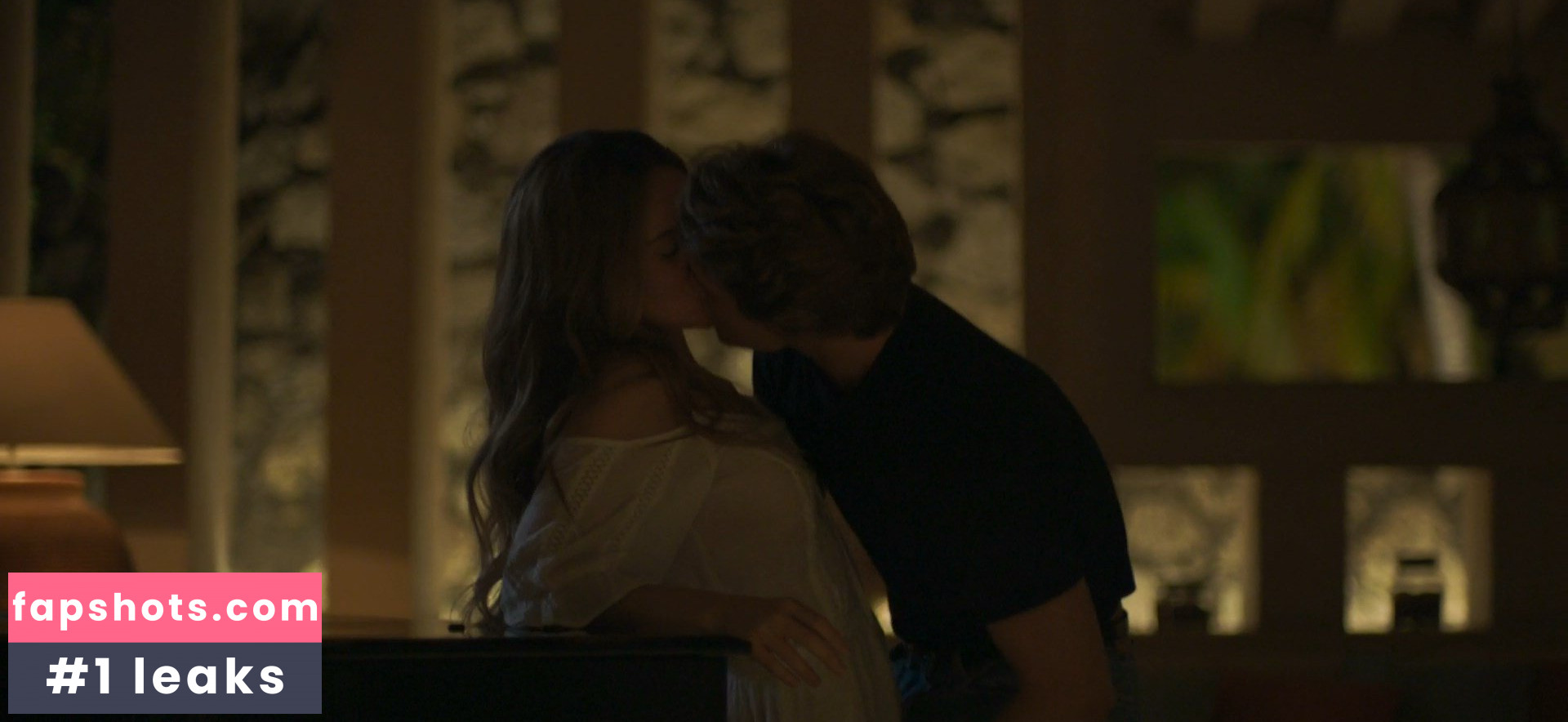 Camila Sodi gallery photo #82