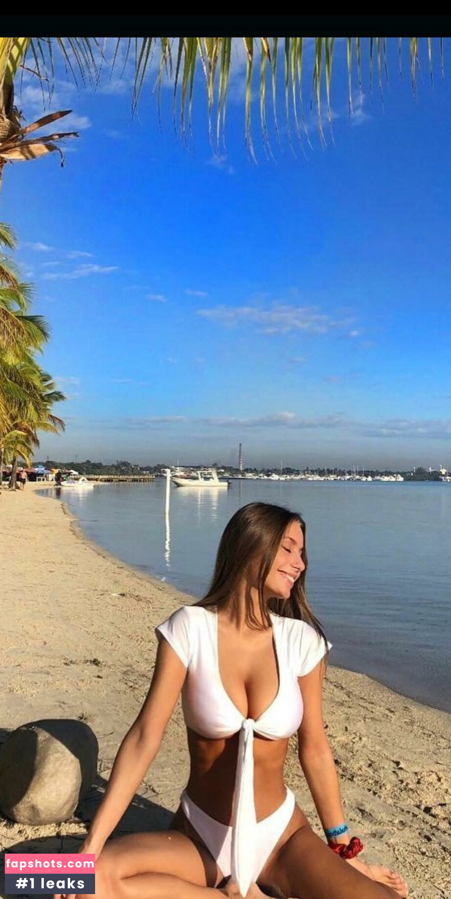 Camilla Hasselgaard nude babe gallery