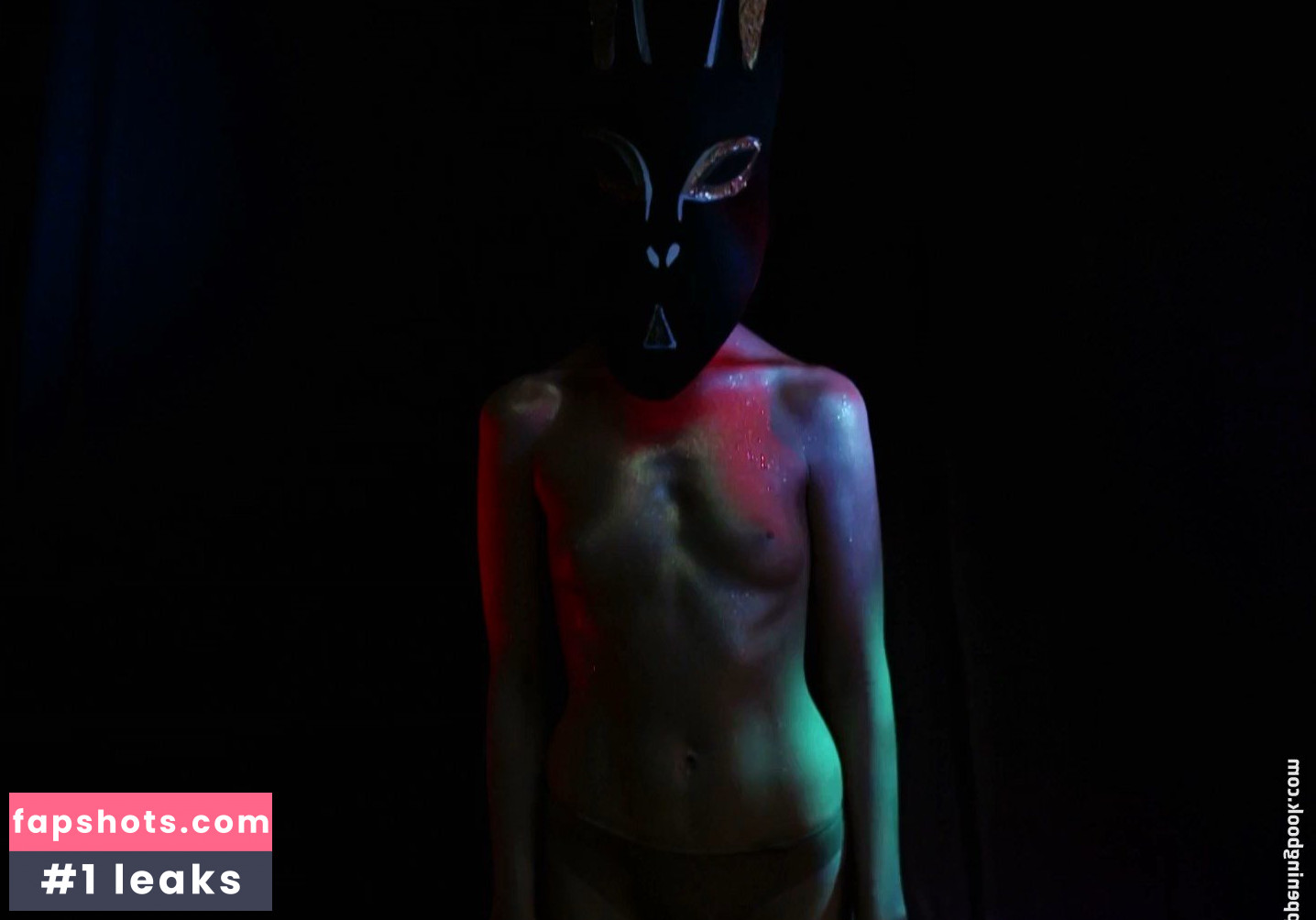 Camilla Rutherford gallery photo #5