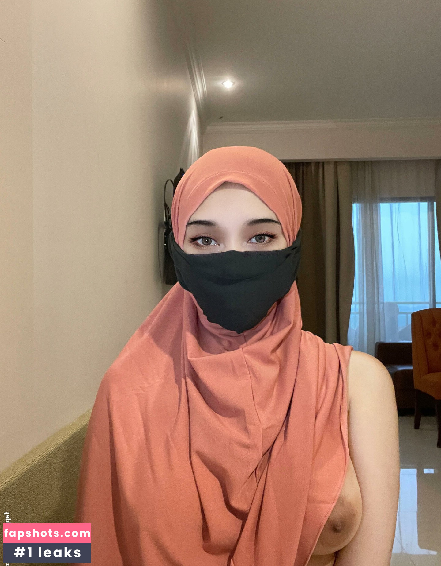 CamillaReese gallery photo #19