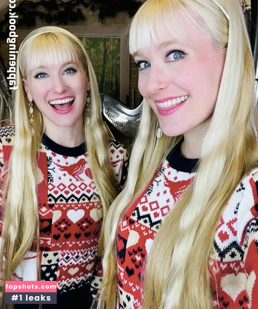 Camille And Kennerly nude babe gallery