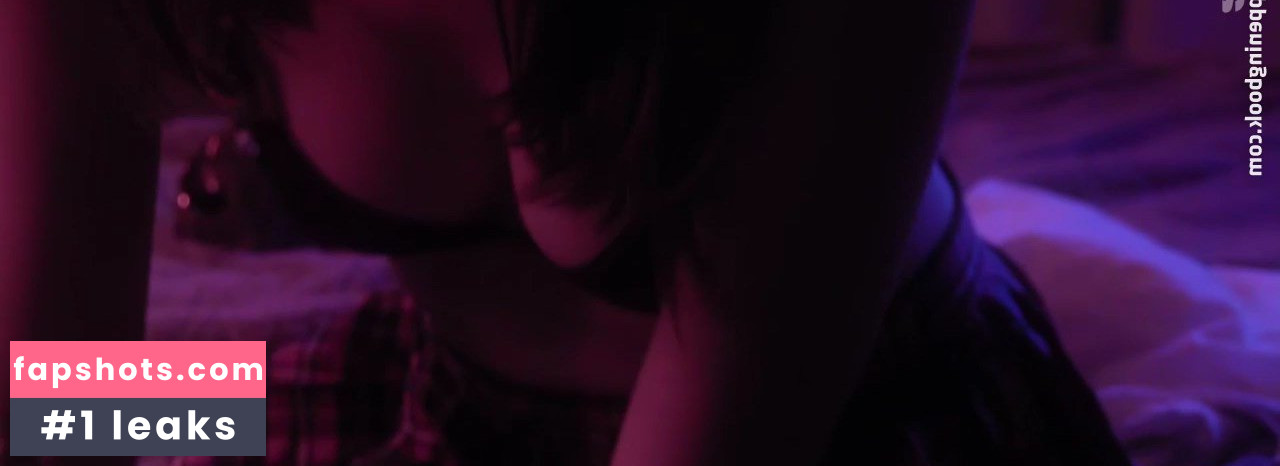 Camille Claris gallery photo #5