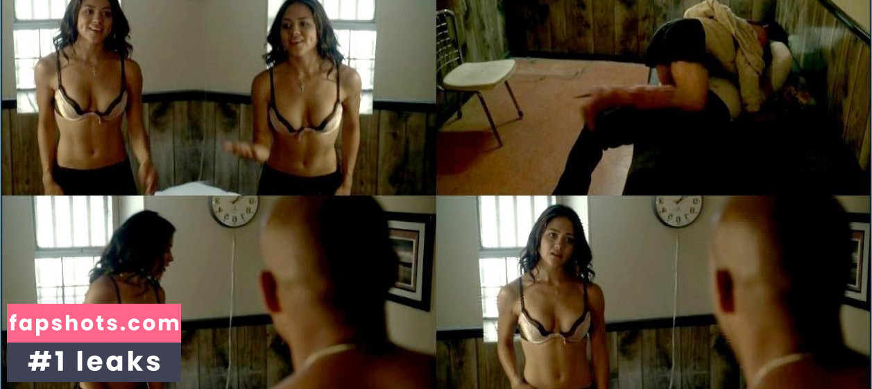 Camille Guaty gallery photo #20