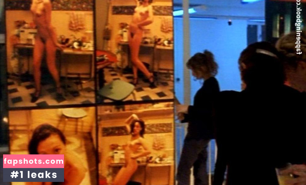 Camille Japy nude babe gallery