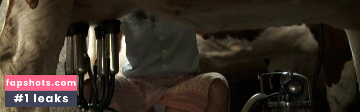 Camille Japy gallery photo #10