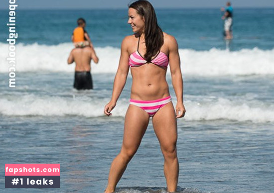 Camille Leblanc Bazinet gallery photo #5