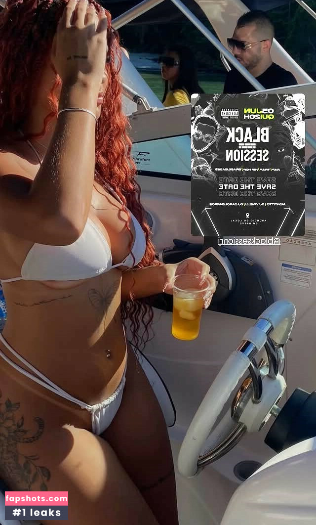 Camille Perez gallery photo #9