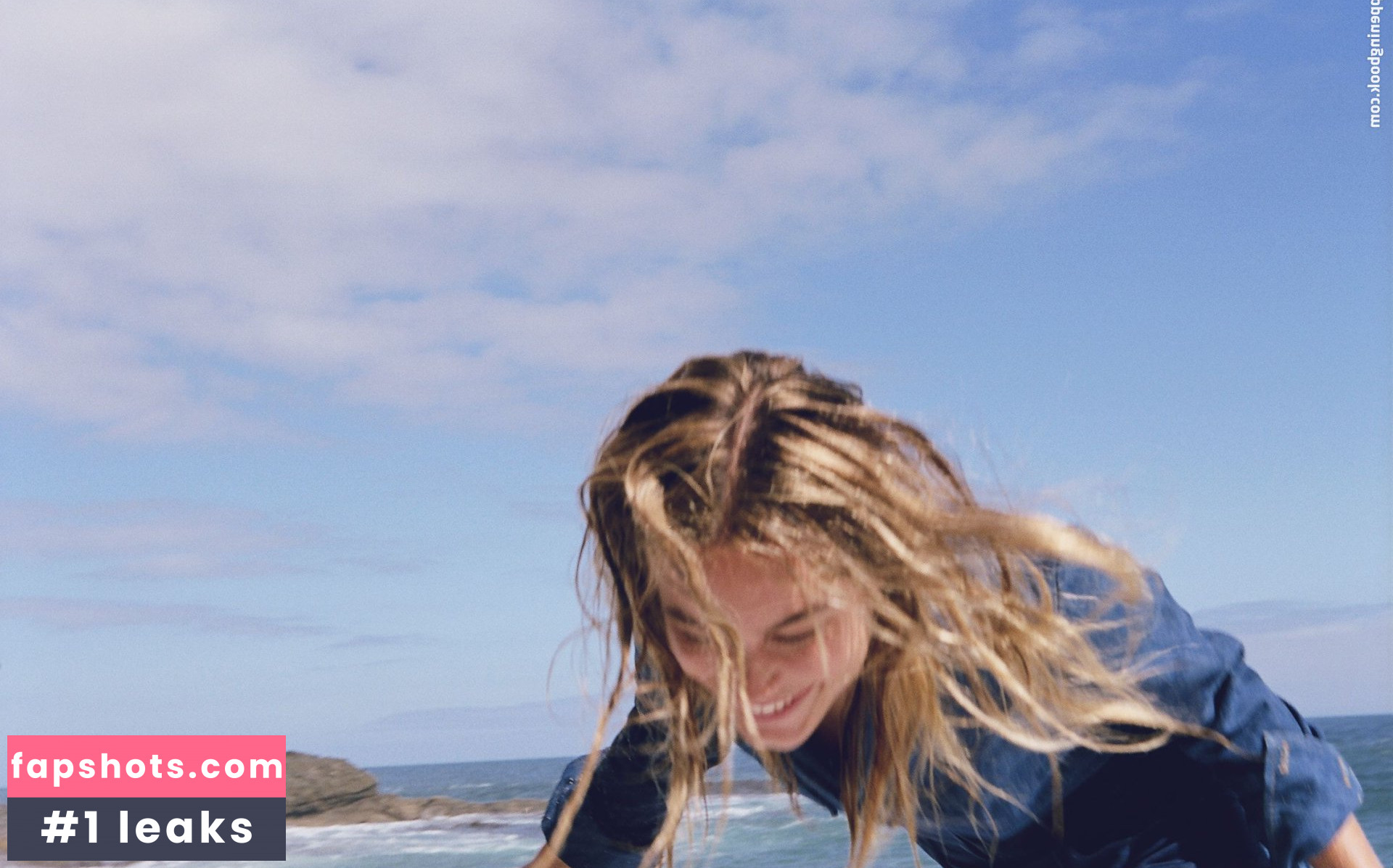 Camille Rowe gallery photo #168