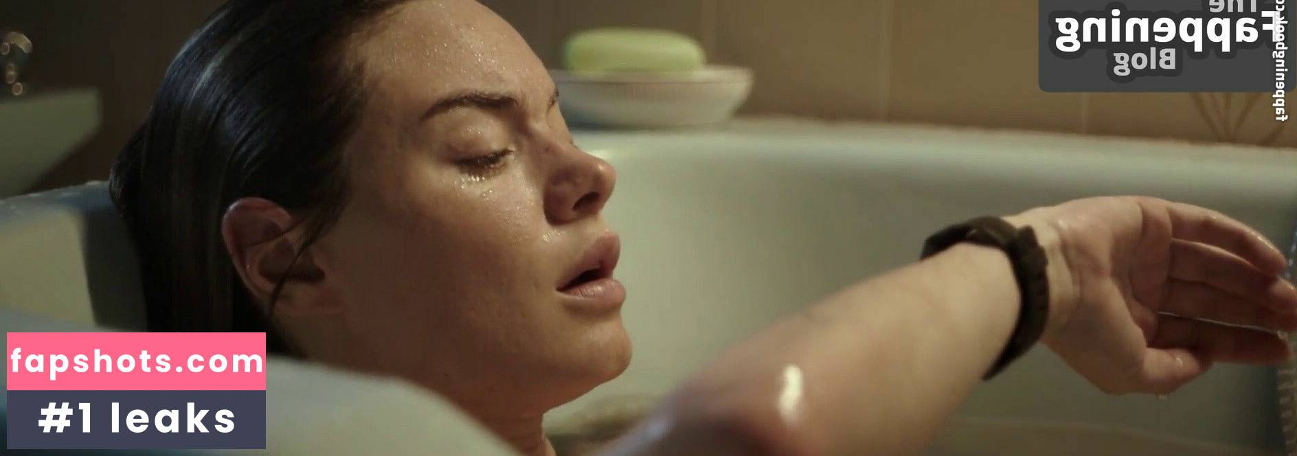 Camille Rowe gallery photo #23