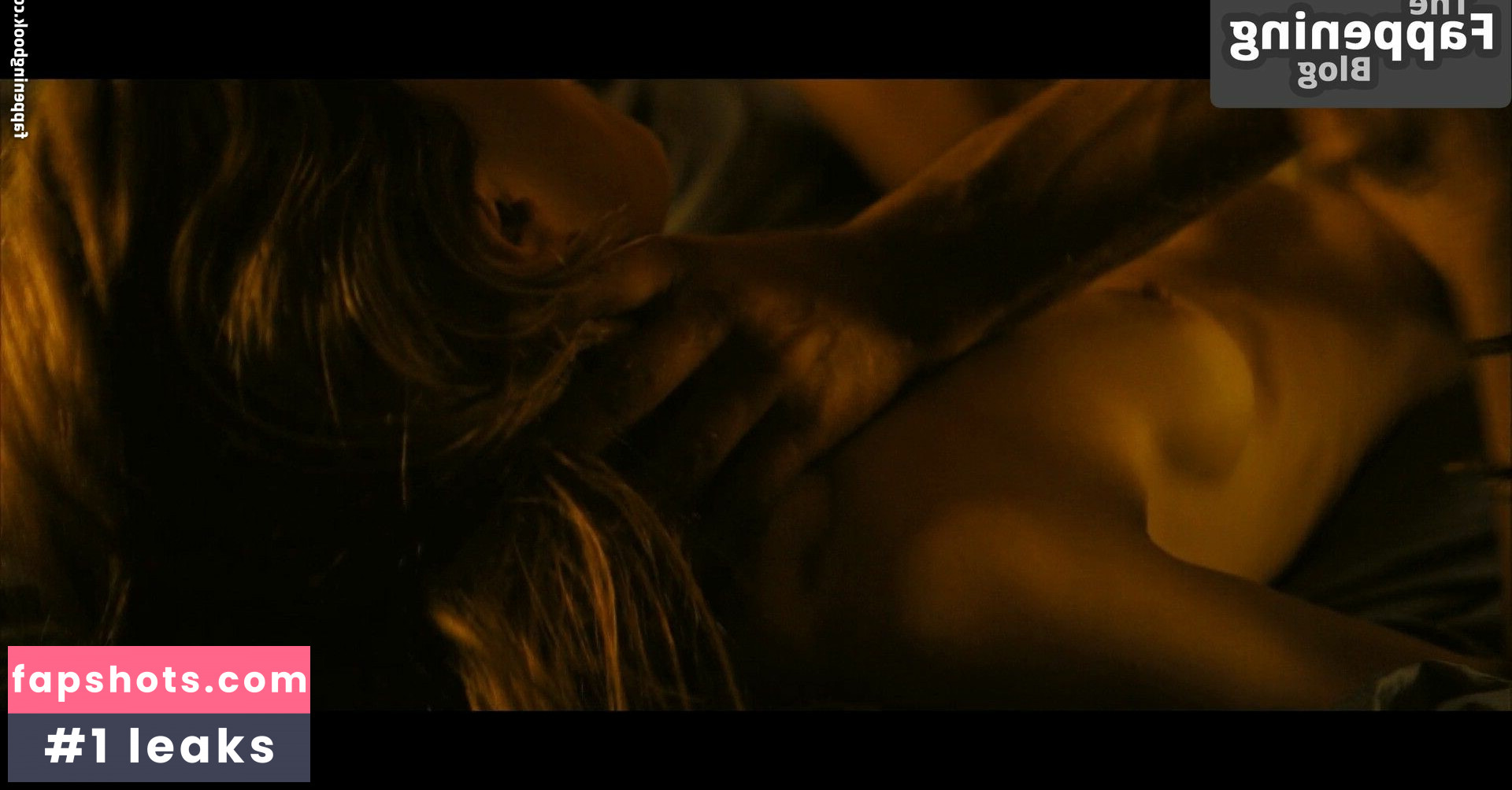 Camille Rowe gallery photo #24