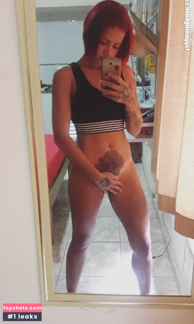 Camille Ruiva gallery photo #6