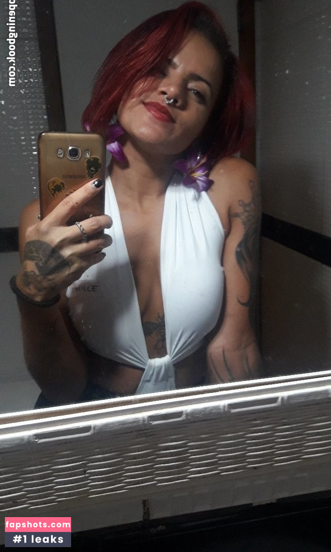 Camille Ruiva gallery photo #8