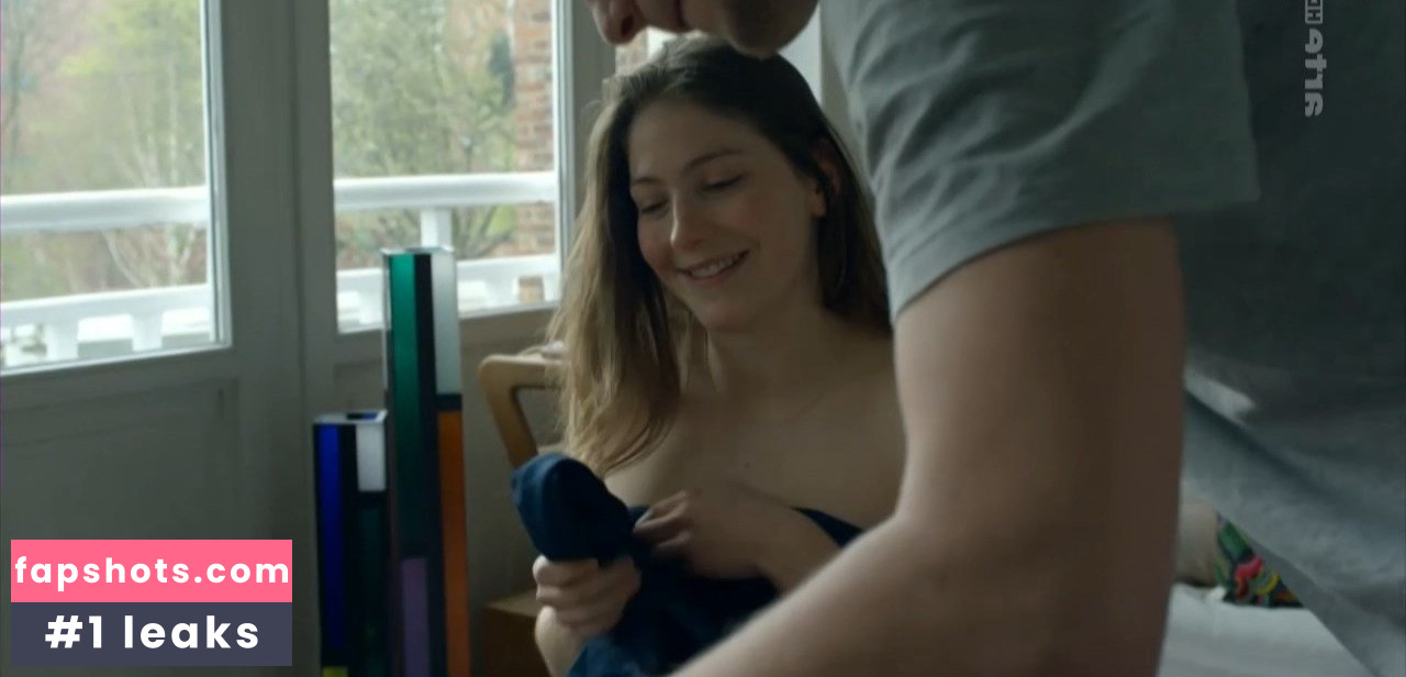 Camille Voglaire nude babe gallery