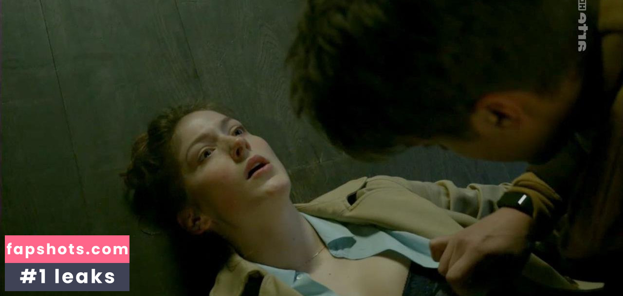 Camille Voglaire gallery photo #6