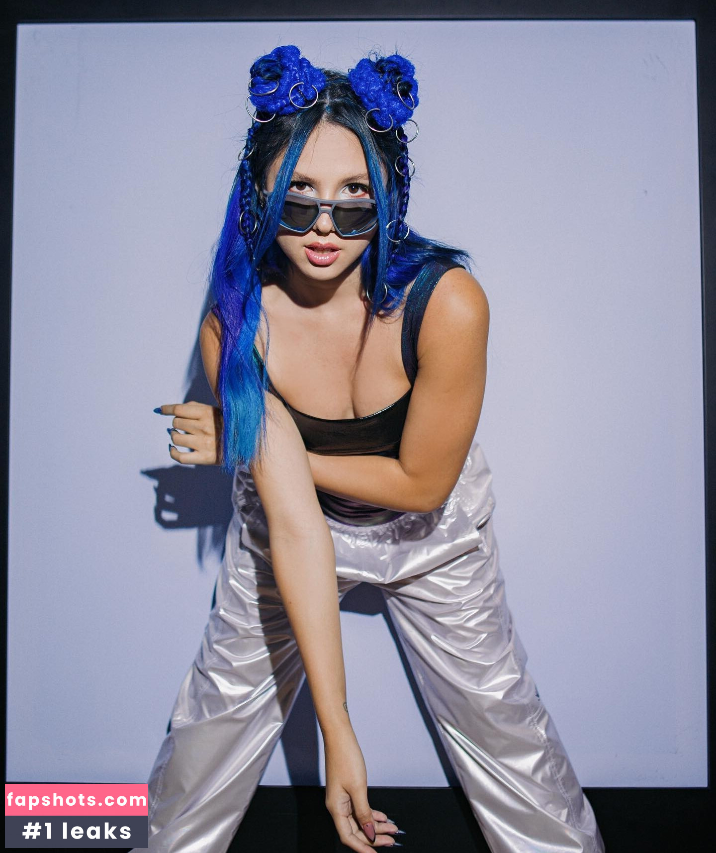 CamilotaXP gallery photo #25