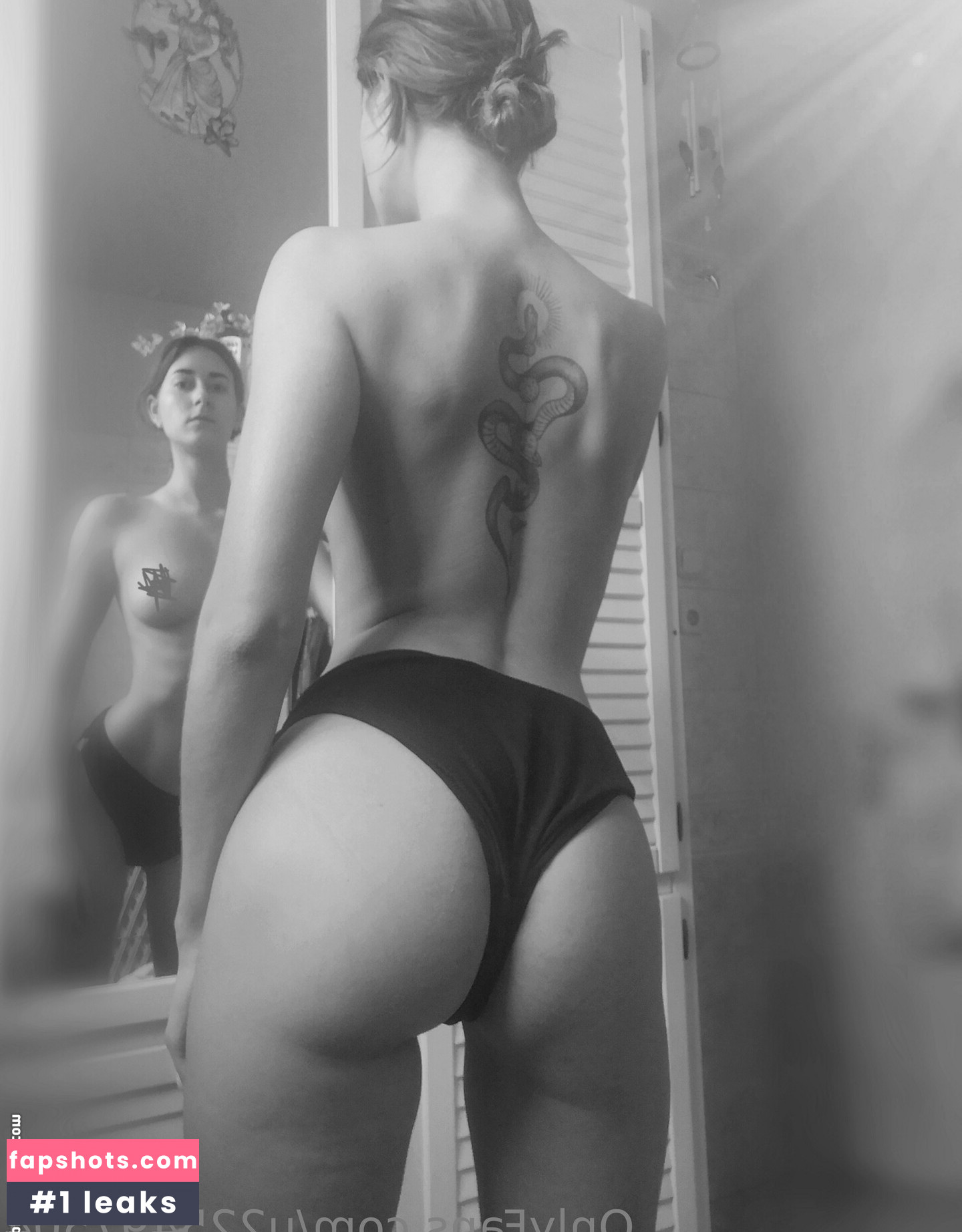 camomilleee gallery photo #30