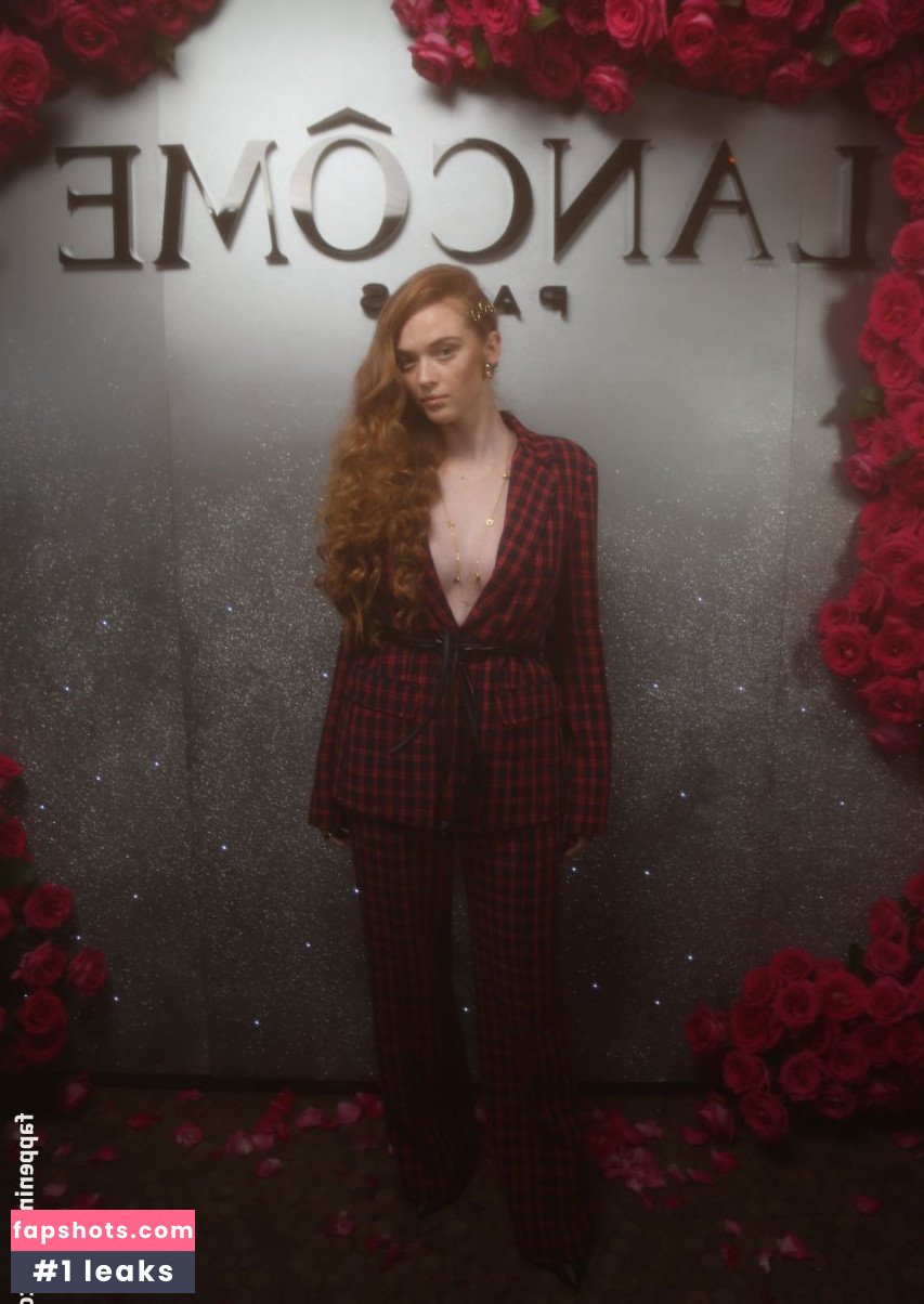 Camren Bicondova gallery photo #28