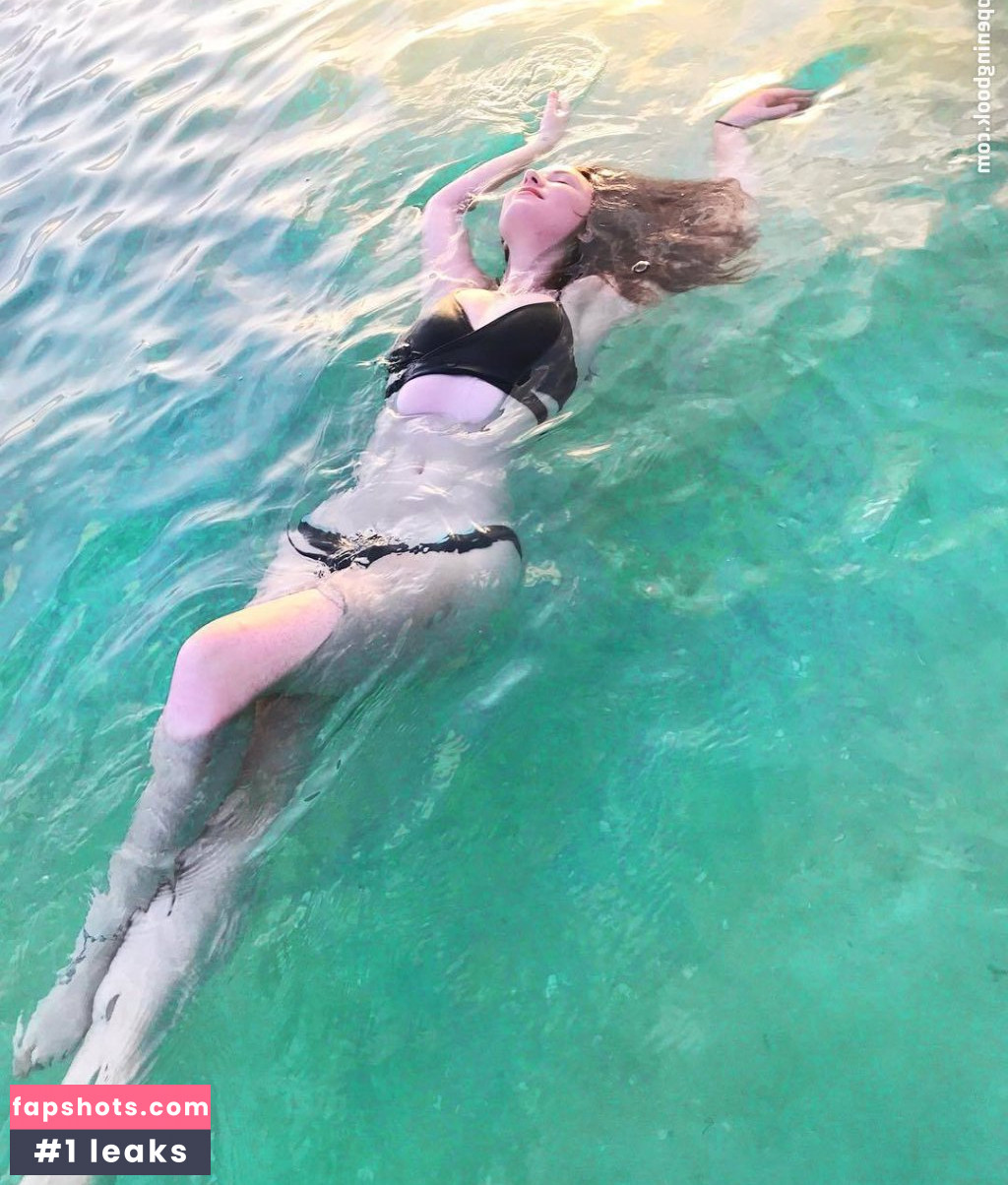 Camryn Grimes gallery photo #6