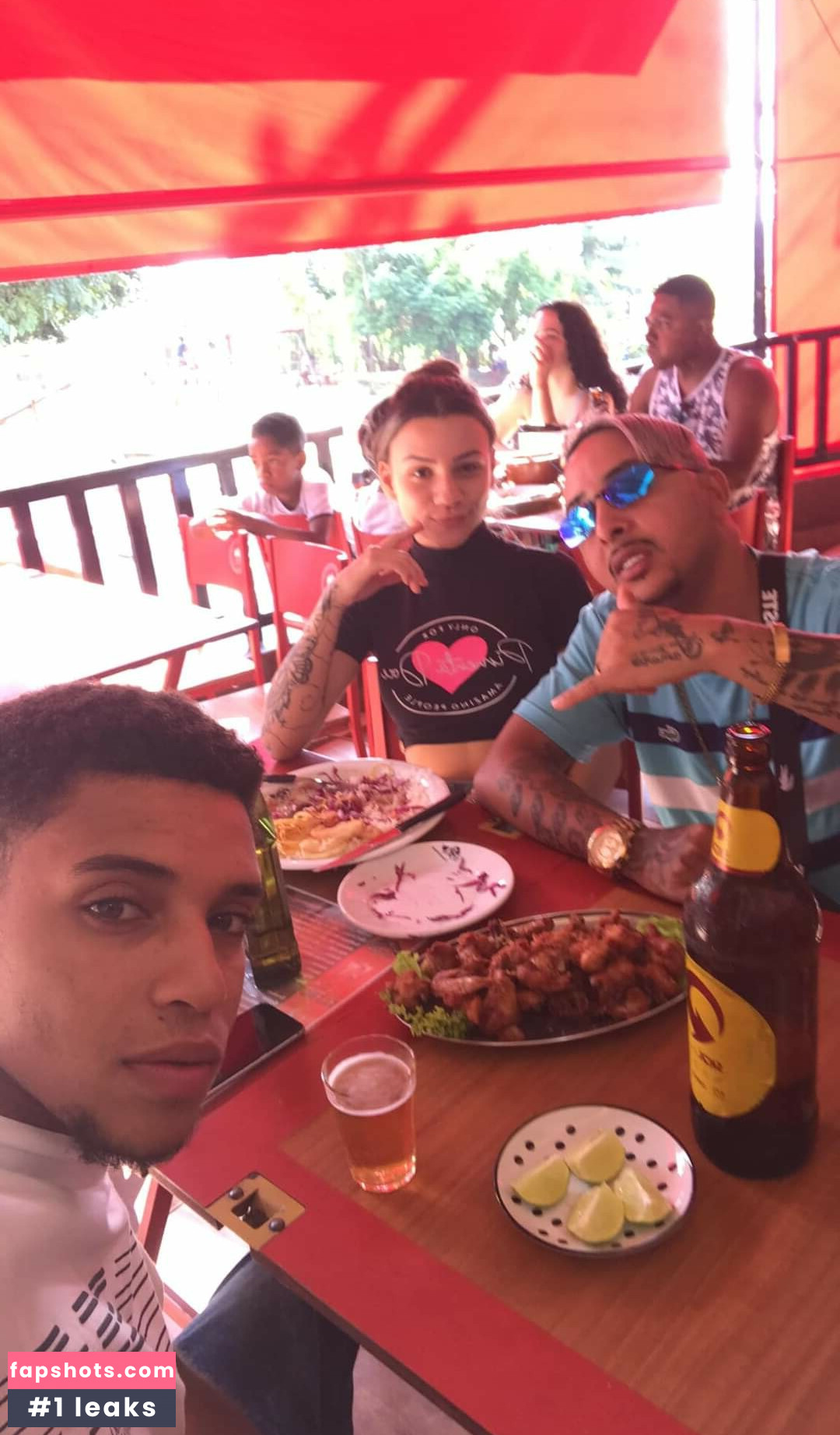 Canaldadudax nude babe gallery