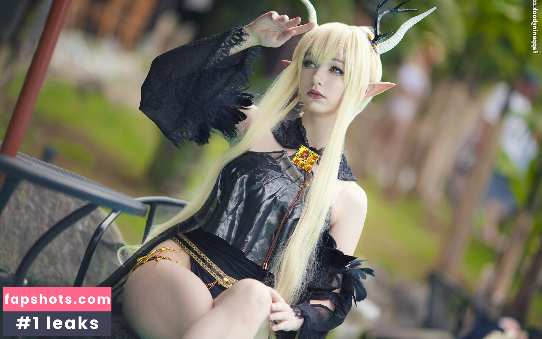 Canan ASMR gallery photo #8