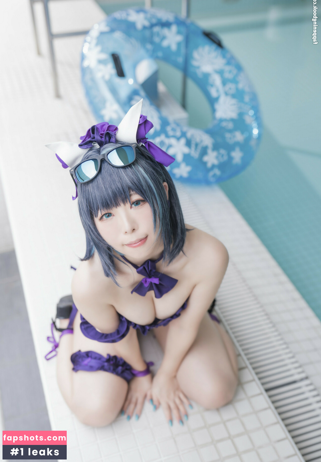 Canan ASMR gallery photo #9